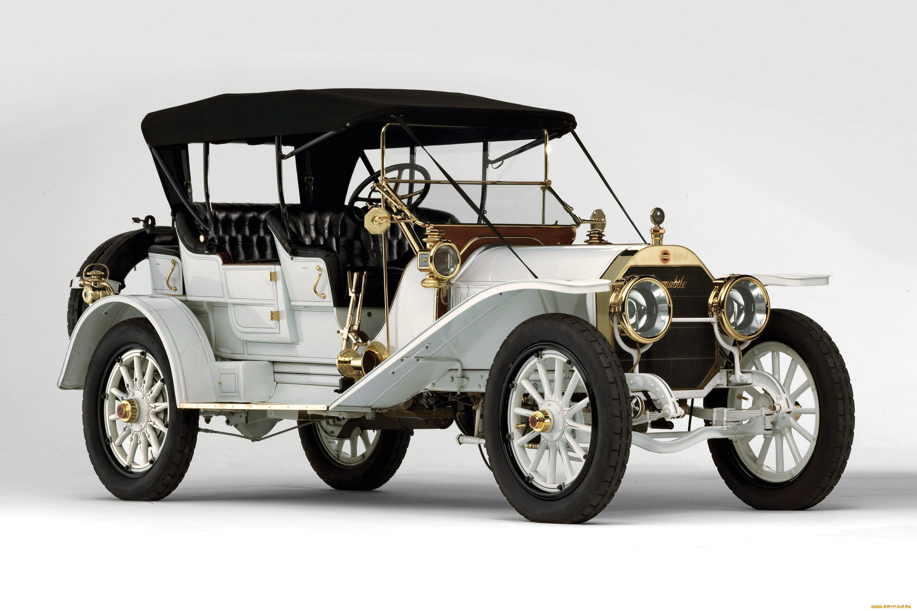 , , locomobile